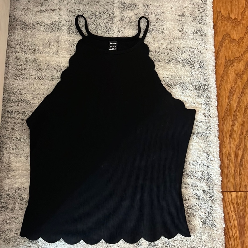 SHEIN top size M